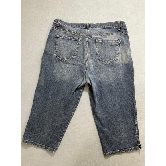 Gloria Vanderbilt Capri Jeans Size 16W All Around Slimming Effect Womens Blue - Picture 2 of 8